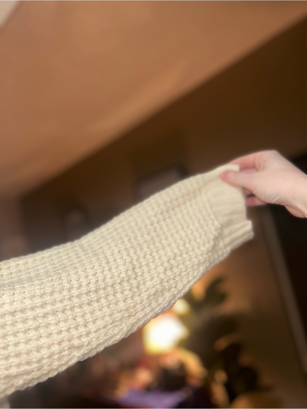 Modcloth Cream Off-Shoulder Waffle Knit Cowl Sweater size large - Picture 6 of 15